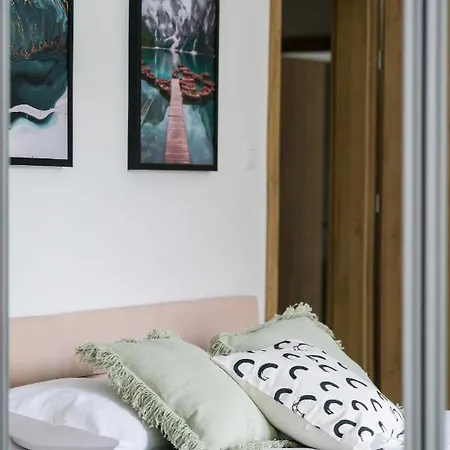 Arena Lux Kasprowicz Park By Renters Prestige