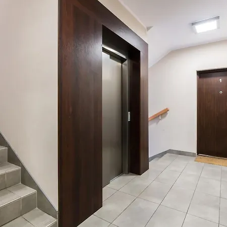 Apartment Arena Lux Kasprowicz Park By Renters Prestige Poznan