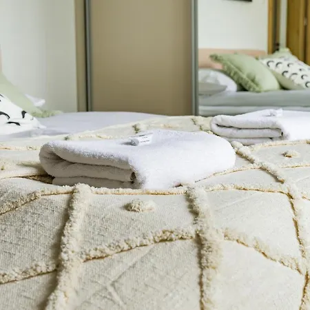 Arena Lux Kasprowicz Park By Renters Prestige