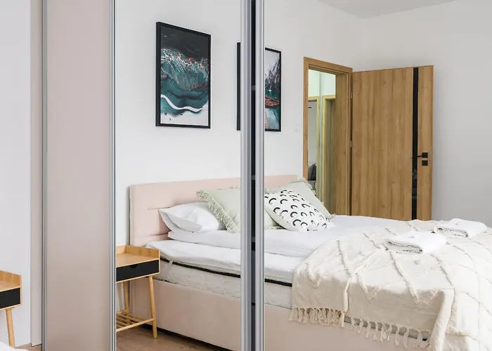 Arena Lux Kasprowicz Park By Renters Prestige * Poznań